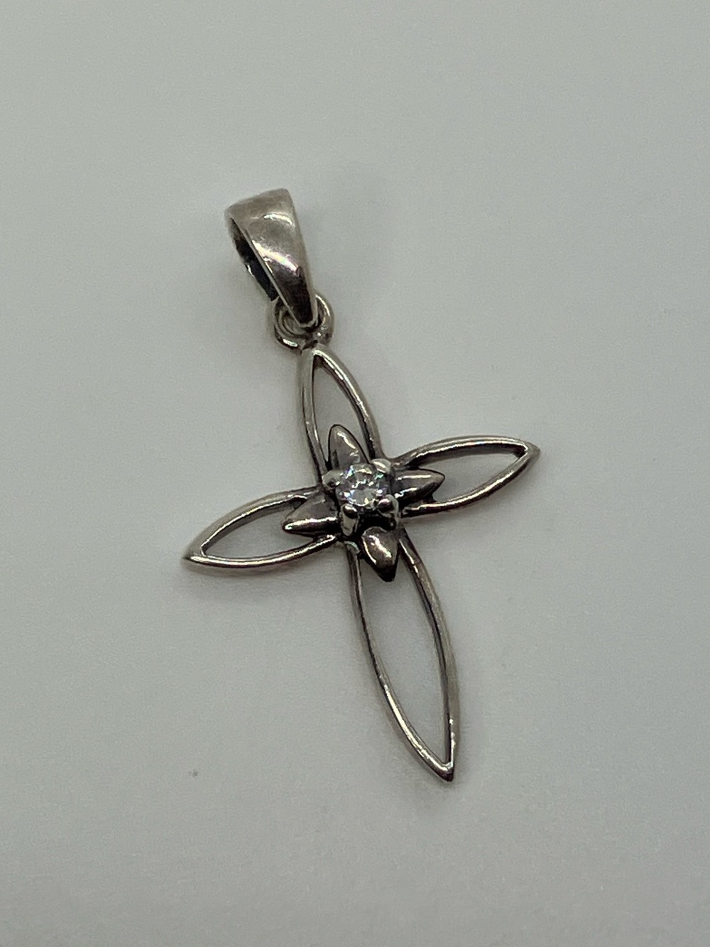Vtg 925 Solitaire CZ MCM Style Starburst Sterling Silver Religious Cross Pendant